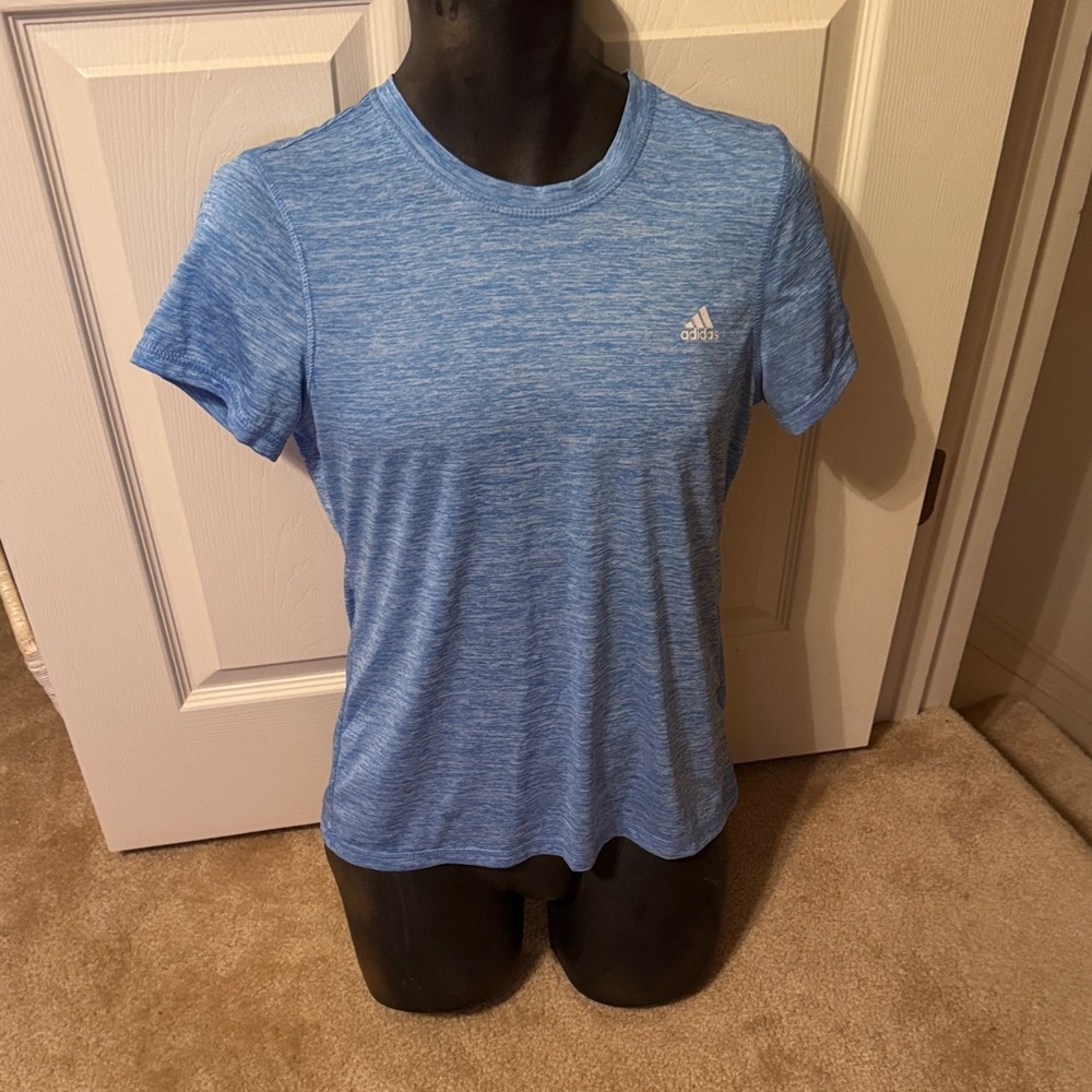 adidas Women's Heathered Sky Blue Short Sleeve Tee Size small
